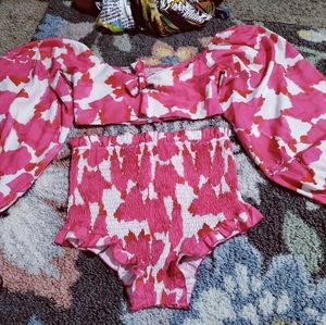 A 2 piece short set with puff sleeve never worn